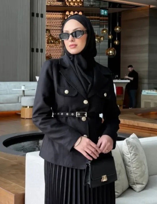 Suèdelook blazer met plooienrok 💫