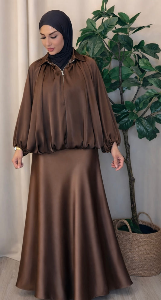 Satijn Rok
Elegant, vrouwelijk & tijdloos ✨